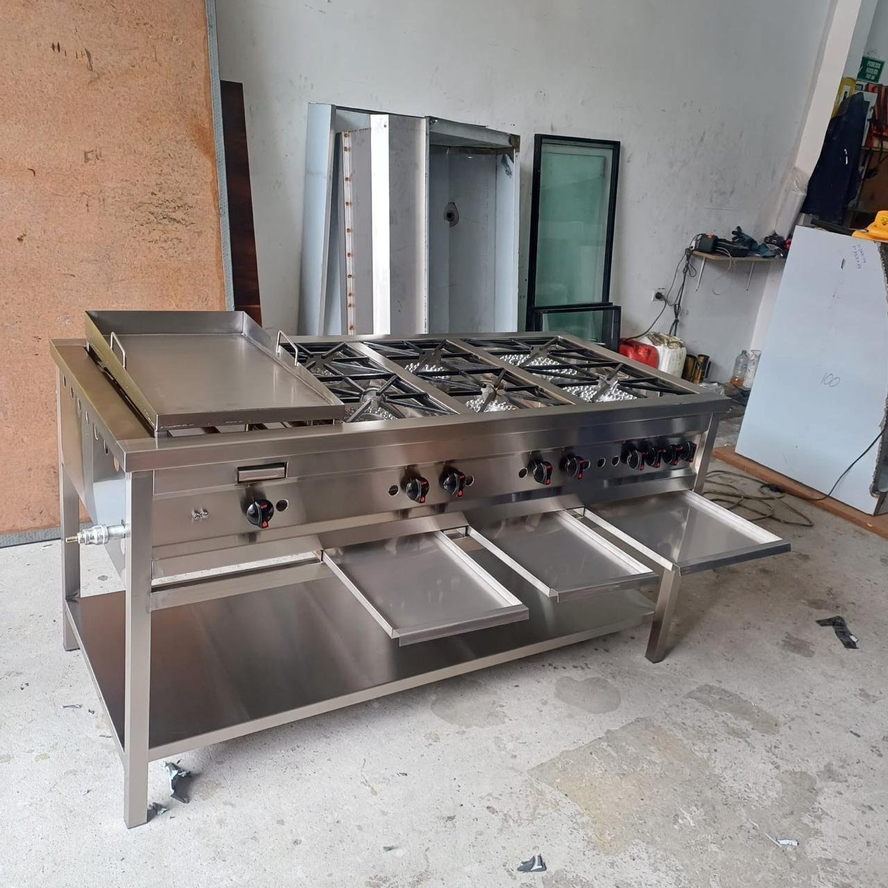 Cocina industrial en acero inoxidable